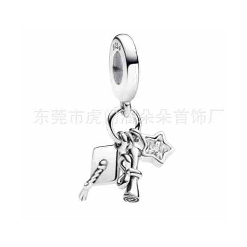 Charm "Graduación y Estrella" Plata 925