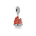 Charm Barco Chino Rojo y Plateado