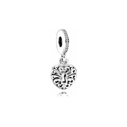 Corazón Calado con Llave