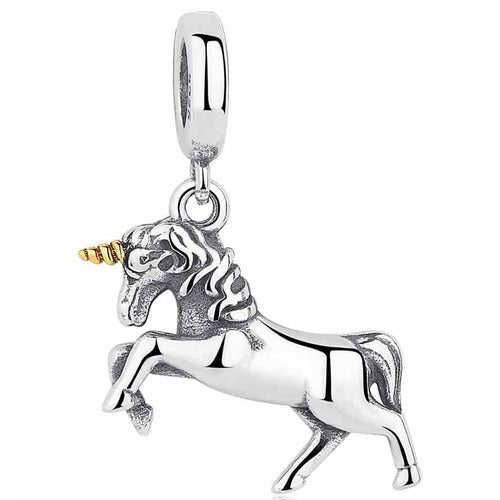 Charm Unicornio con Cuerno Dorado