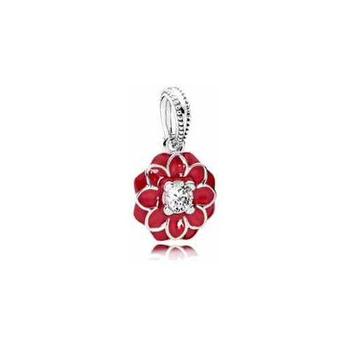 Corazón de Camelia Roja