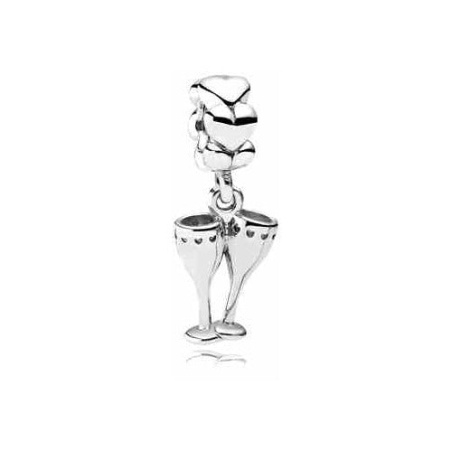Charm Copas de Champán con Corazones