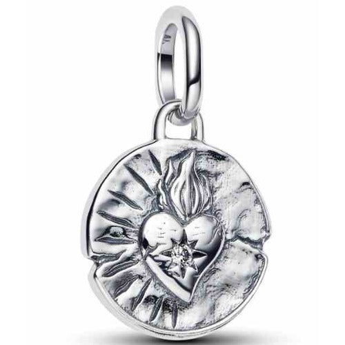 Corazón Llameante con Estrella Plata