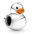 Charm Pato Plateado con Pico Naranja