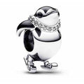 Charm Pingüino sobre Patines Brillante