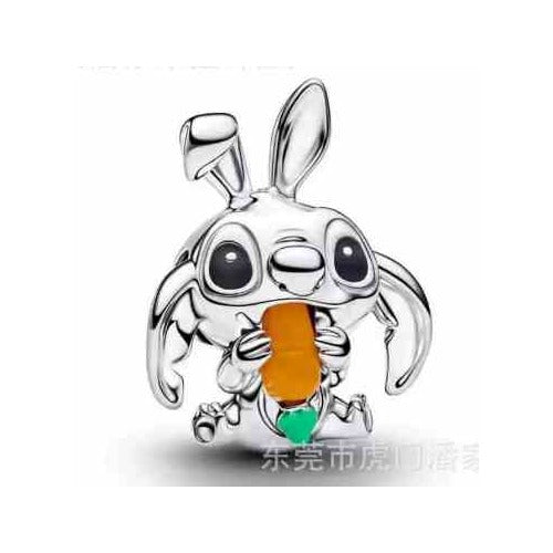Charm Conejo con Zanahoria