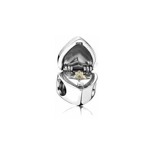 Charm Caja de Anillo de Compromiso Corazón