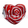 Charm Corazón Rojo con Diseño de Rosa