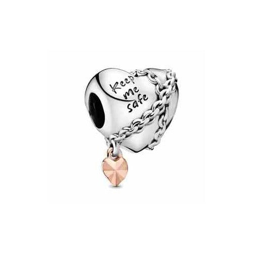 Dije "Keep me safe" con corazón colgante