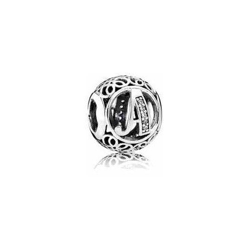 Charm "A" con Circonitas