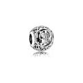 Charm "P" Calado con tipo Diamantes