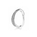 Anillo Tipo Pan Brillante con Pavé