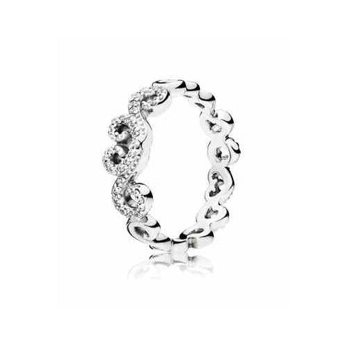Anillo Brillante de Corazones Entrelazados