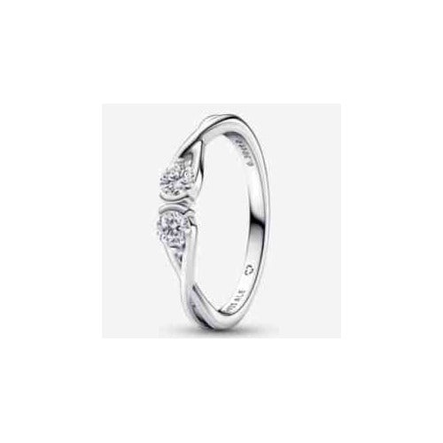 Anillo Doble Corazón y Brillantes