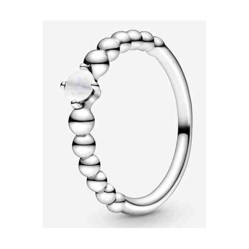 Anillo Bordeado con Circonita Blanca Corazón