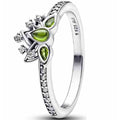 Anillo corona de hojas verdes