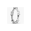 Anillo Brillante con Diseños Geométricos