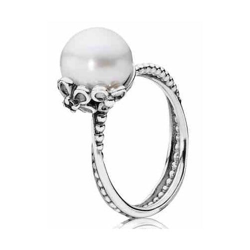 Anillo de Plata con Perla y Diseño Floral