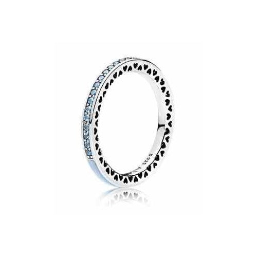 Anillo Tipo Pan Corazones Interconectados Brillantes