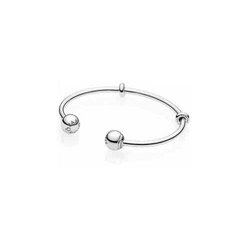 Pulsera Abierta Tipo Pan con Dijes