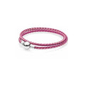 Brazalete de Cuero Trenzado Rosa con Cierre Brillante