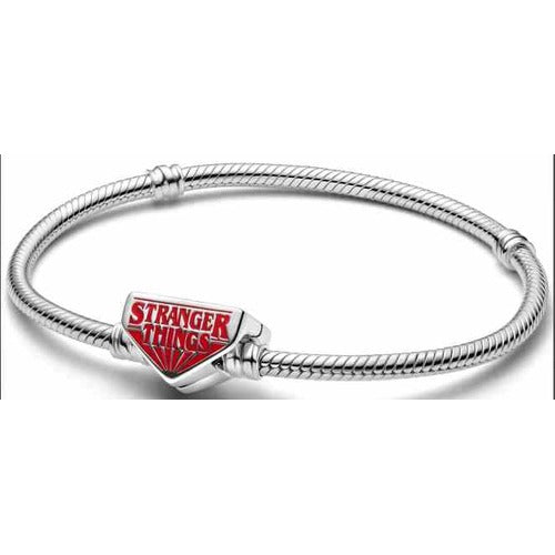 Pulsera "Stranger Things" con Dije Escudo Rojo