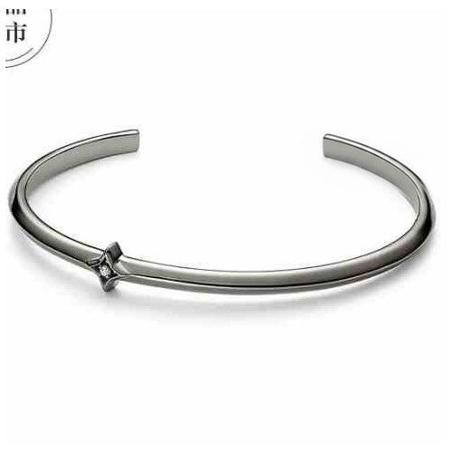 Pulsera plateada con detalle de estrella y tipo diamante