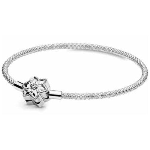 Pulsera con Charms de Flor Estrellada y Textura Mesh