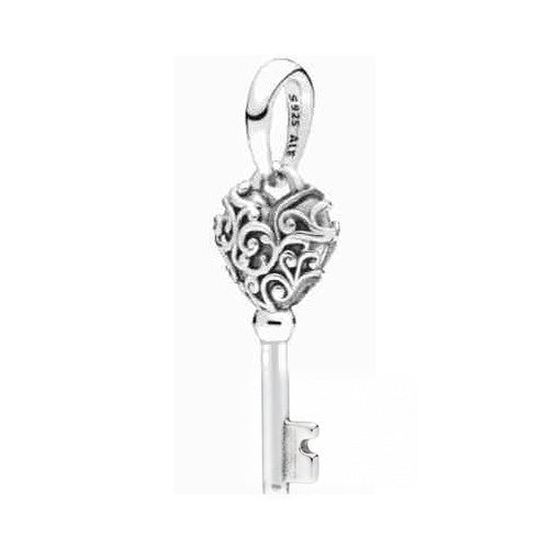 Charm Tipo Pan Llave Corazón Filigrana
